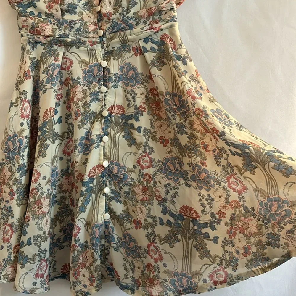 New SHOWPO beige/pastel floral print V neck sleevless circular girls dress Sz 6